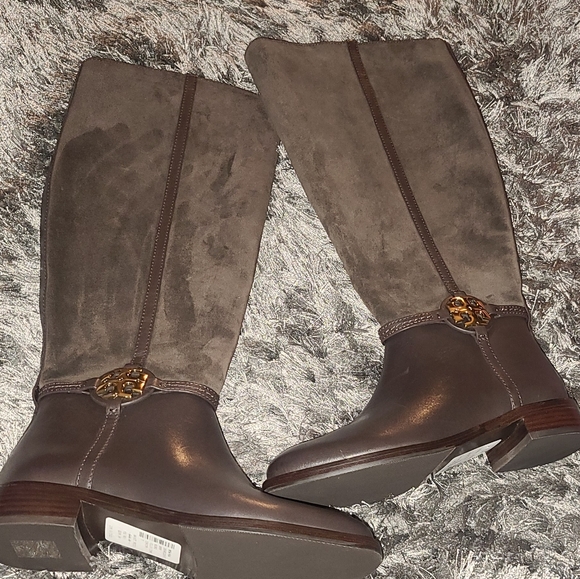 Tory Burch Boots - Picture 4 of 16